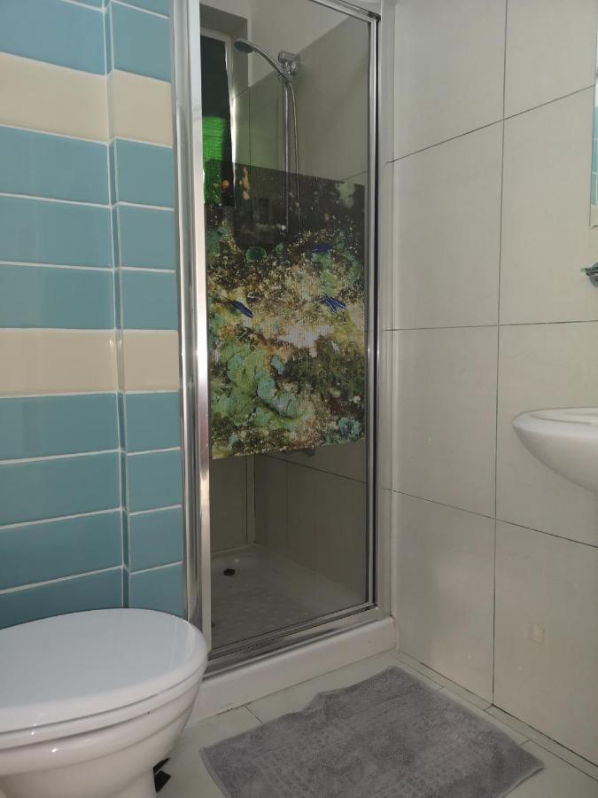 Green Bay Penthouse 2 โปรทาราส ภายนอก รูปภาพ